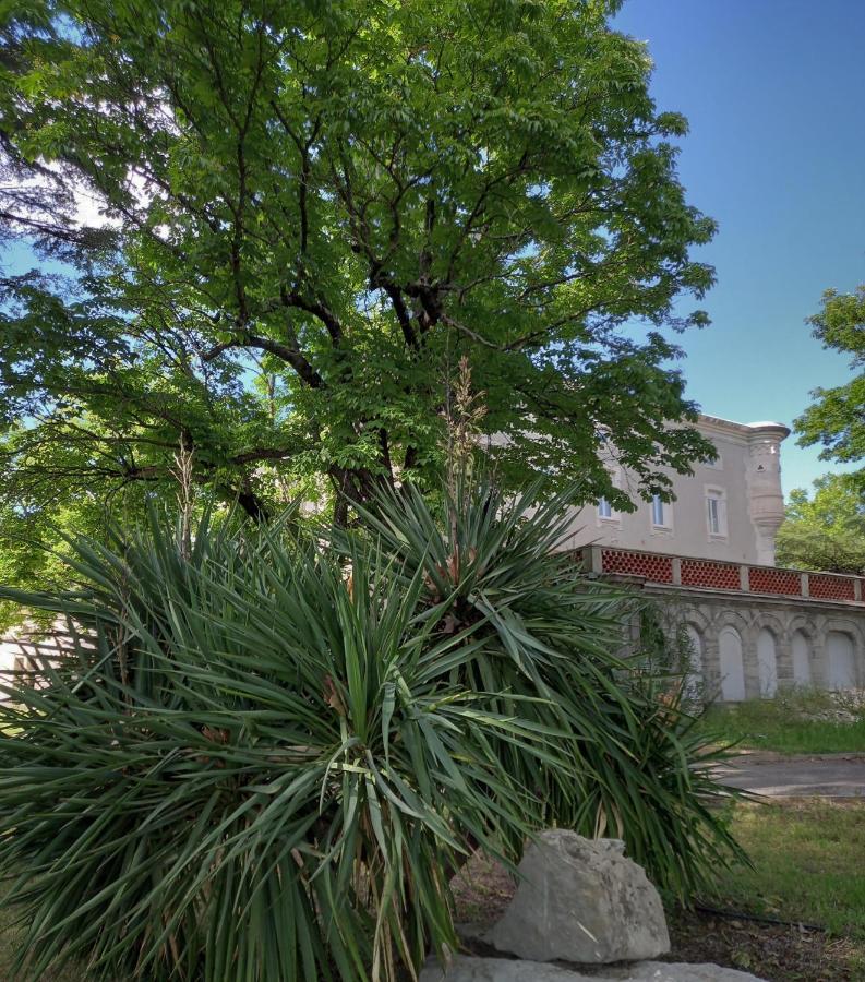 Château de Fabiargues Saint-Ambroix Extérieur photo